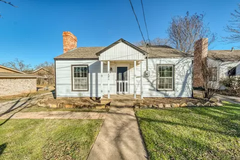 2420 3rd Ave, Mineral Wells, TX 76067