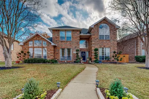 604 Regalwood Dr, Desoto, TX 75115