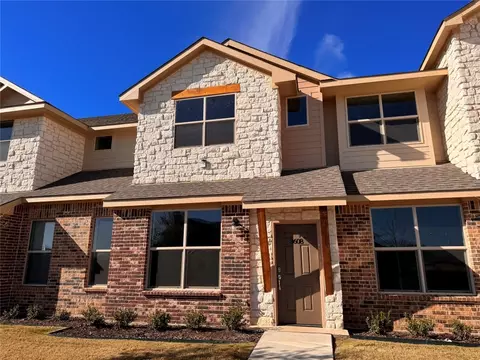 3608 Aaron Pl, Denton, TX 76206