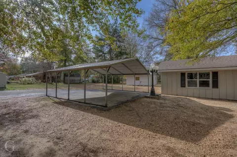 353 Oak St, Coushatta, LA 71019 photo 4