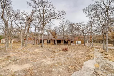 1210 Live Oak Rd, Santo, TX 76472
