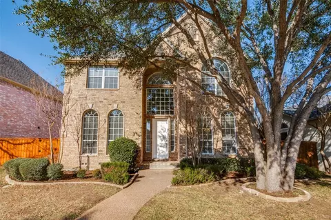 3335 Kendall Ln, Irving, TX 75062