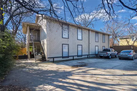 705 Gregg St, Denton, TX 76201