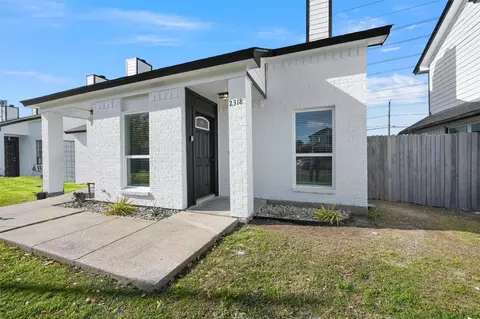 2318 Sherry St, Arlington, TX 76014