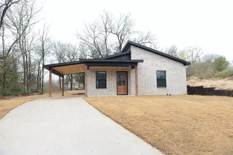 528 E Shepherd St, Denison, TX 75021