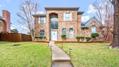 809 O Phelan Ln, Garland, TX 75044