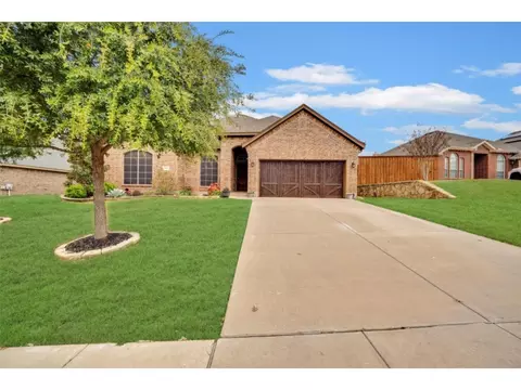 6312 Lakeside Dr, Lake Worth, TX 76135