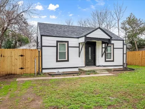 929 Barclay Ave, Fort Worth, TX 76111