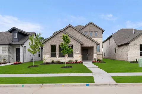 201 Foreman Dr, Midlothian, TX 76065