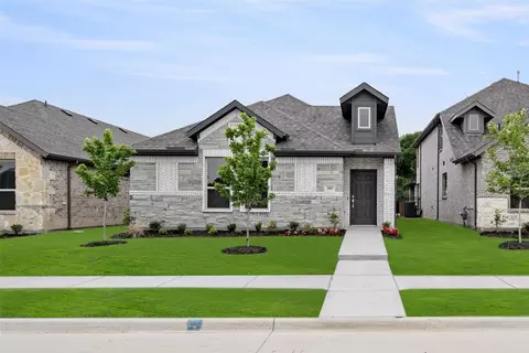 205 Foreman Dr, Midlothian, TX 76065