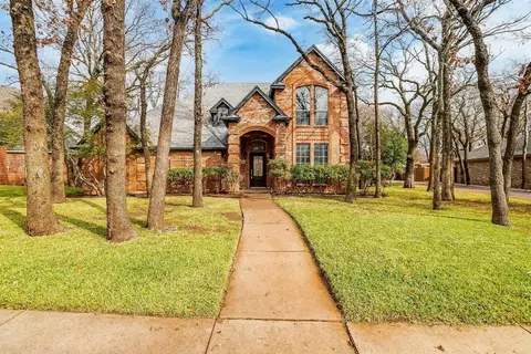 1306 Snow Mountain Cir, Keller, TX 76248