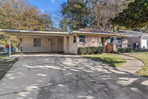 9219 Blom Blvd, Shreveport, LA 71118
