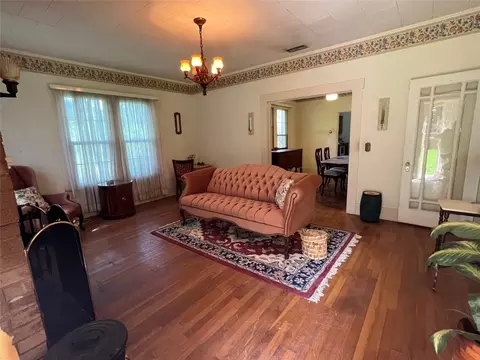 326 Church St, De Kalb, TX 75559