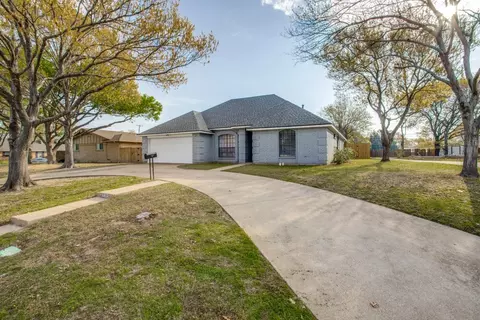 6812 Golf Hill Dr, Dallas, TX 75232