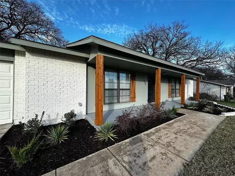 1321 Columbine Ct, Arlington, TX 76013