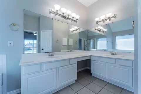509 Timberside Dr, Terrell, TX 75161 photo 9