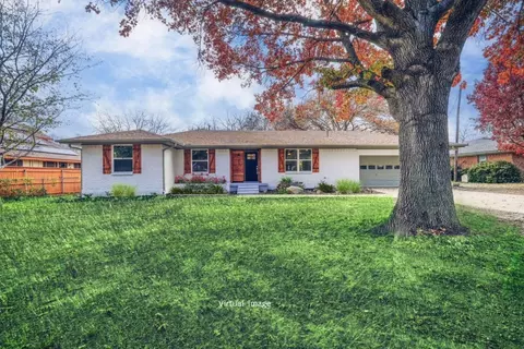 602 Woodhaven Blvd, Duncanville, TX 75116
