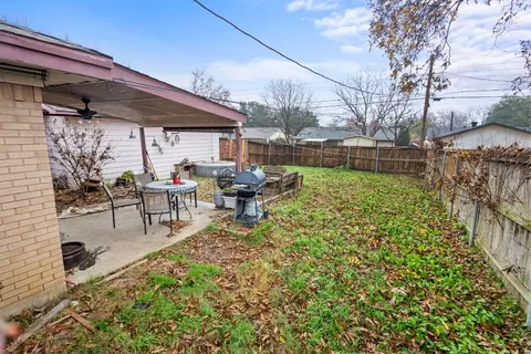 910 Caladium Dr, Mesquite, TX 75149 photo 17