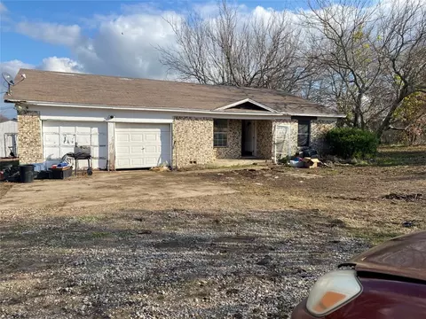 11704 Stonefield St, Crowley, TX 76036
