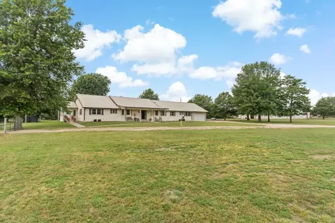 8551 N Fm 38 Rd, Sumner, TX 75486