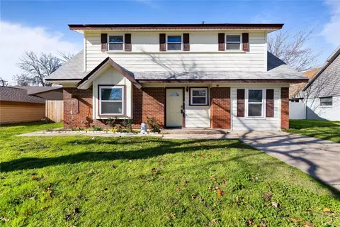 3501 Sunnydale Ln, Denton, TX 76209