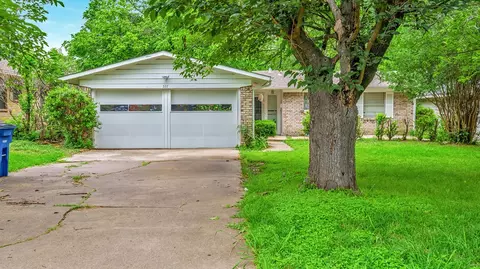 537 Rea Ave, Lancaster, TX 75146