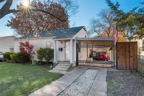 3318 Texas Dr, Dallas, TX 75211