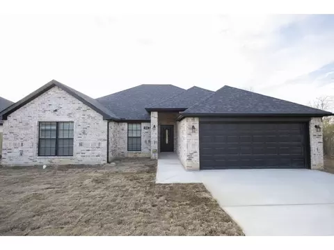 908 Williams Rd, Fort Worth, TX 76120