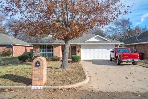 331 River Oaks Ln, Canton, TX 75103