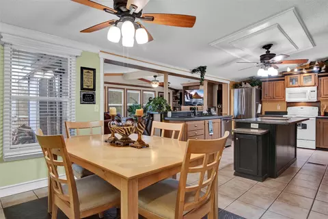 564 Trail Rd, Denison, TX 75021 photo 8
