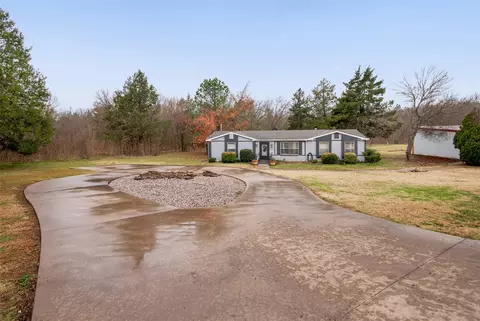 564 Trail Rd, Denison, TX 75021 photo 7