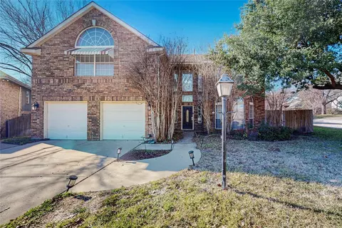 4700 Belle Point Ct, Arlington, TX 76017