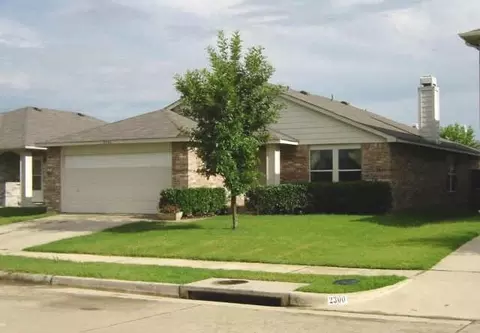 2304 White Oak Dr, Little Elm, TX 75068