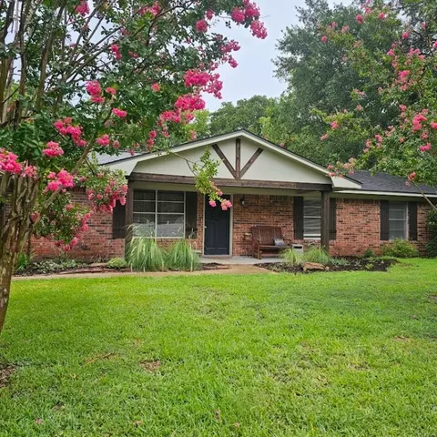 412 Meadow Ln, Canton, TX 75103