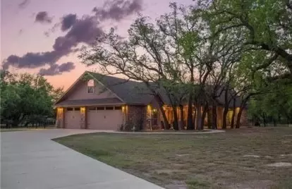 7552 Safe Harbor Dr, Brownwood, TX 76801