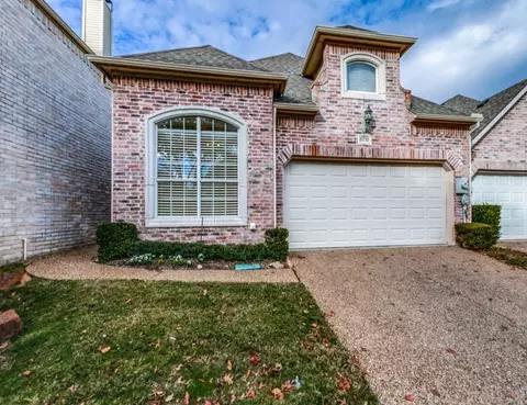 8715 Coppertowne Ln, Dallas, TX 75243