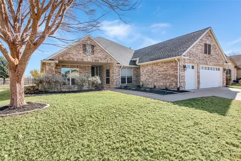 9813 Georgia Ave, Denton, TX 76207