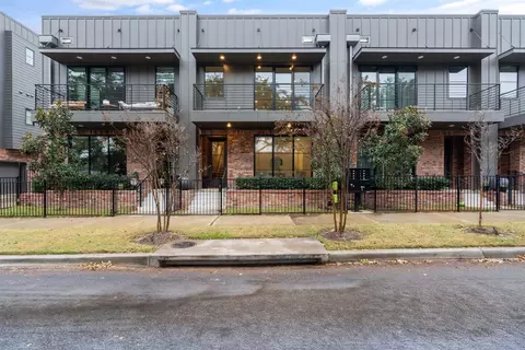 160 W Canty St #202, Dallas, TX 75208