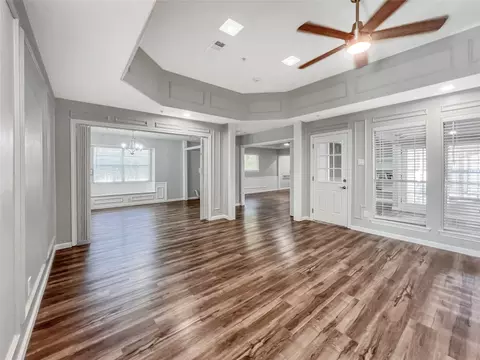 1817 Royal Crest Dr, Garland, TX 75043