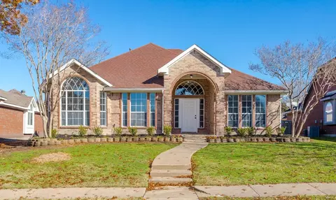 2308 Austin Dr, Mesquite, TX 75181
