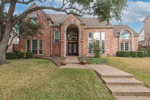 5111 Summit Hill Dr, Dallas, TX 75287