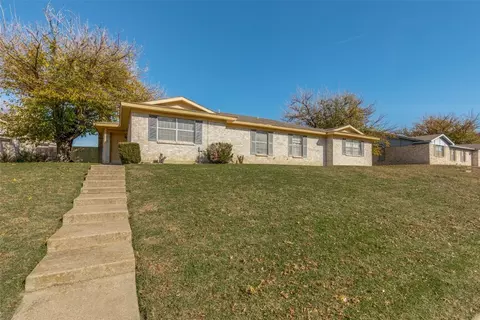 7312-7314 Vista Cliff Dr, Fort Worth, TX 76179