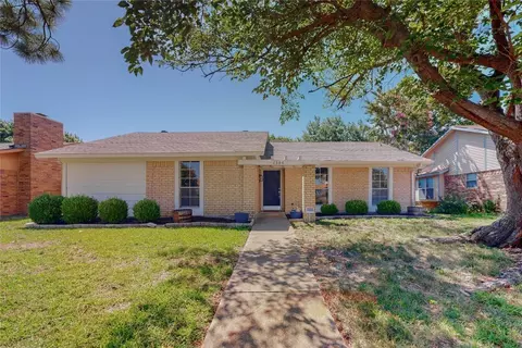 1306 Woodland Park Dr, Garland, TX 75040