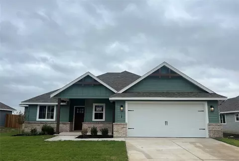 4211 Kristoff Ln, Sanger, TX 76266