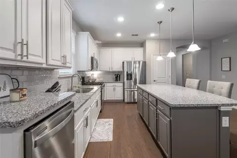 1897 Plantation Crest Dr, Frisco, TX 75036