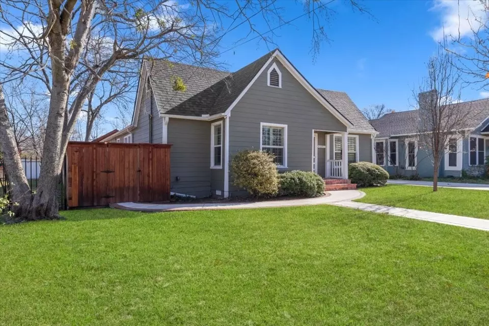 1119 N Hopson St, Sherman, TX 75092 39 Photos Movoto