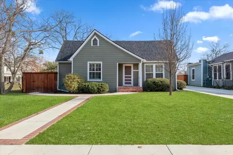 1119 N Hopson St, Sherman, TX 75092