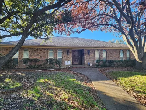 9304 Whitehurst Dr, Dallas, TX 75243