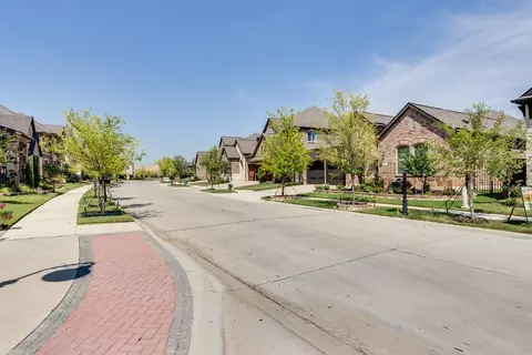 700 Pheasant Run St, Euless, TX 76040 photo 32
