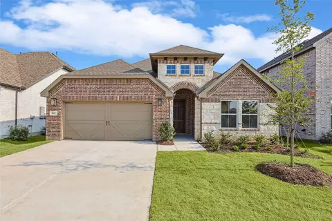932 Water Canna Dr, Fort Worth, TX 76177